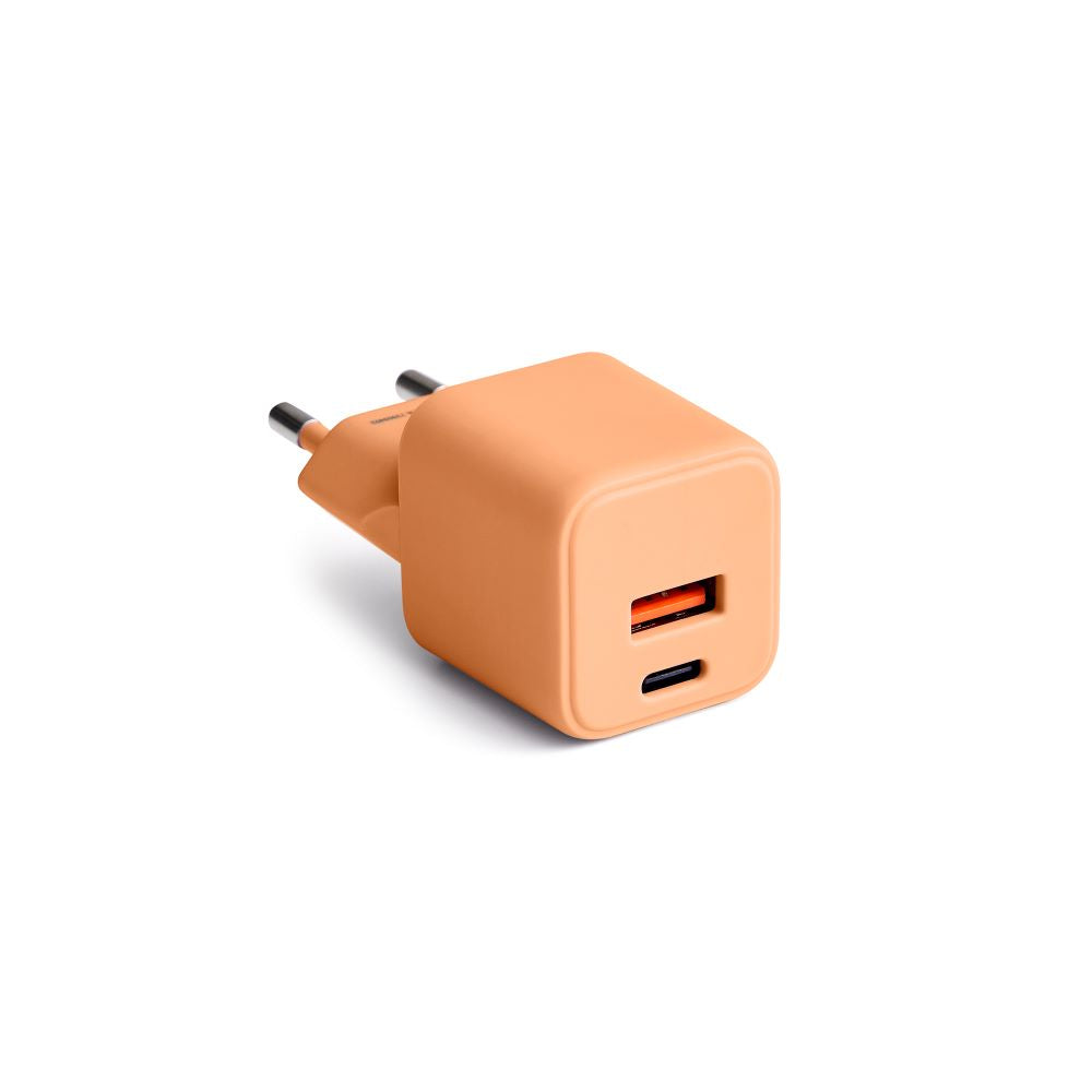 Colorum CLS30-AC-14 30W USB polnilnik oranžen