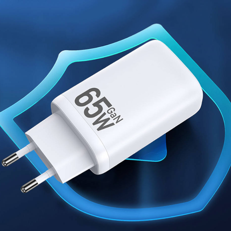 Hišni polnilec USB in USB C - 65W – Infostyle – Bela