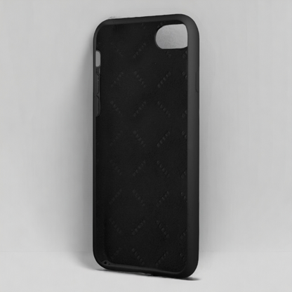 Ovitek Guess "black mini 3D logo" za iPhone 7 / 8 (GUHCI8S4LK)