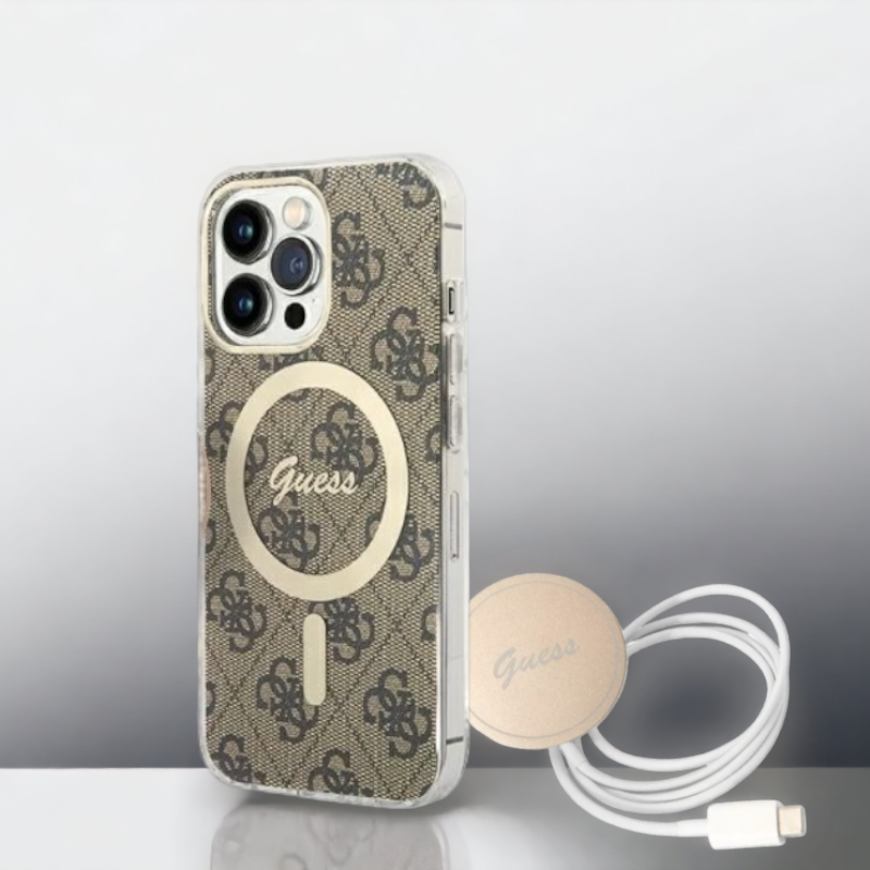 Guess komplet ovitek + polnilec (MagSafe) "brown" za iPhone 13 Pro Max/12 Pro Max (BUGUHMP13XH4EACSW) – Rjava / TPC + PC