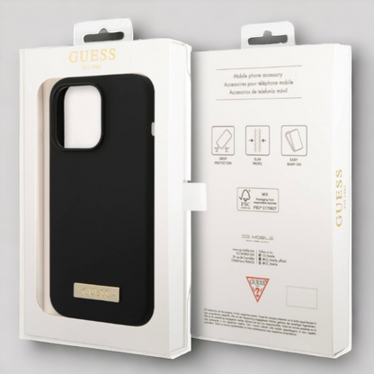 Silikonski ovitek Guess "Metal Logo" za iPhone 14 z MagSafe tehnologijo - črn (GUHMP13MSBPLK; GUHMP14SSBPLK)