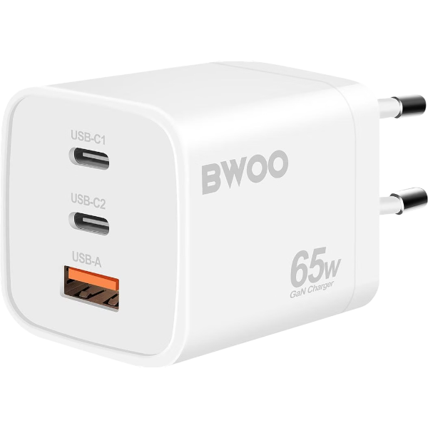 BWOO CDA147 65W polnilni adapter s 2x USB‑C in 1x USB izhodi v beli barvi1