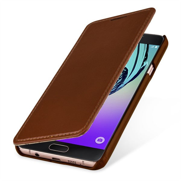 StilGut kožna preklopna torbica „Book Type“ za Samsung Galaxy A7 (2016) – konjak smeđa, bez kopče
