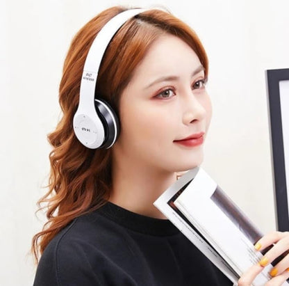 P47 Super Bass brezžične zložljive Bluetooth slušalke z mikrofonom – bele