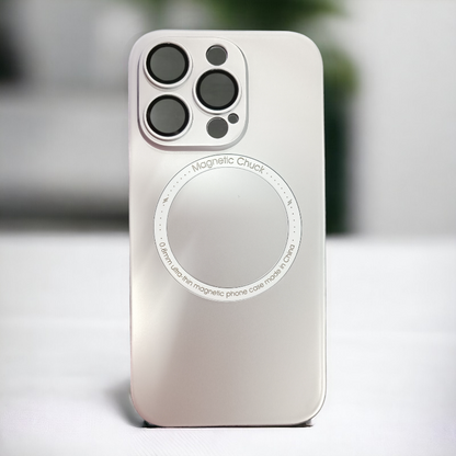 Silikonski ovitek "Chuck" s tehnologijo MagSafe za iPhone 14 Pro – Infostyle