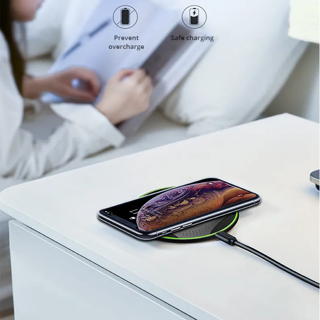 Brezžični polnilec 10W - Črna – Infostyle
