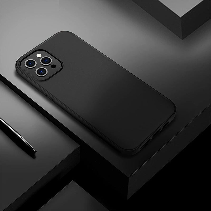 Silikonski ovitek "matt" za iPhone 12 Pro Max - Črna – Infostyle – Črna / Silikon